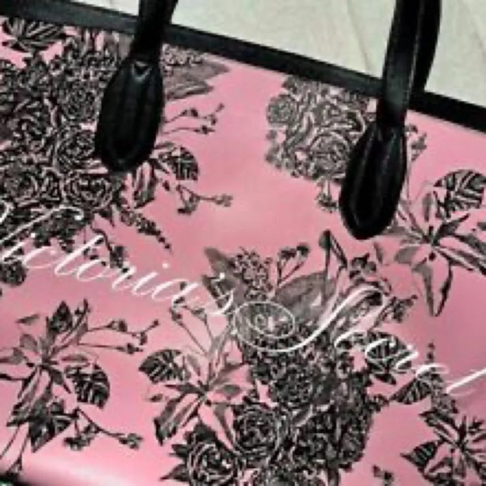 Victoria’s Secret Tote Bag Pink Rose French Lovers Large Travel Bag Faux Leather